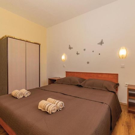 Pet Friendly Apartment In Biograd With Kitchen Biograd Na Moru Exterior photo